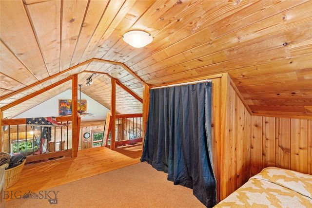 63921 Gallatin Road, Gallatin Gateway, MT 59730