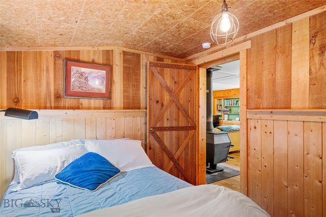 63921 Gallatin Road, Gallatin Gateway, MT 59730