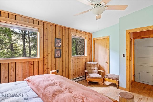 63921 Gallatin Road, Gallatin Gateway, MT 59730