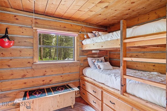 63921 Gallatin Road, Gallatin Gateway, MT 59730