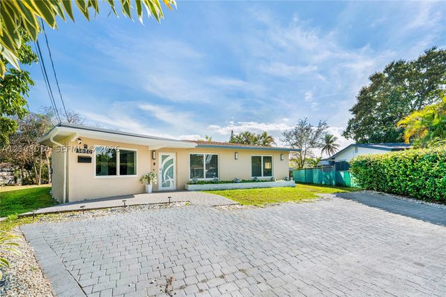 1830 NW 32nd St, Oakland Park, FL 33309