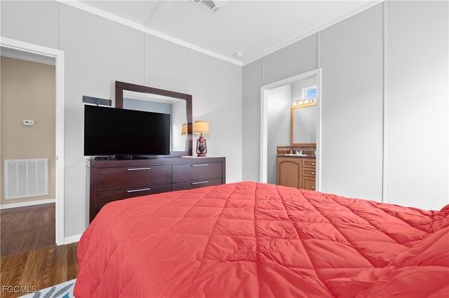 3145 Venus LN, North Fort Myers, FL 33903