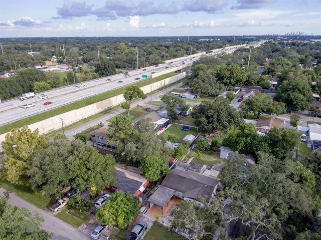 315 E SENECA AVENUE, Tampa, FL 33612