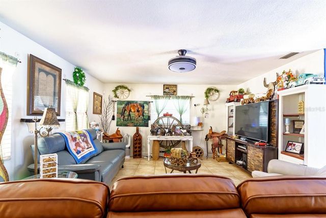 315 E SENECA AVENUE, Tampa, FL 33612
