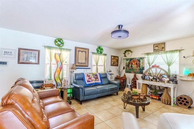 315 E SENECA AVENUE, Tampa, FL 33612