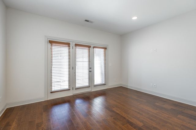 3306 Stonecreek Drive, Chattanooga, TN 37405