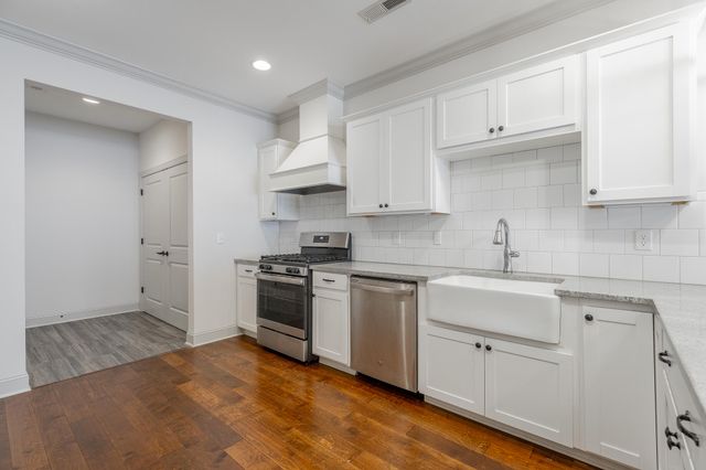 3306 Stonecreek Drive, Chattanooga, TN 37405