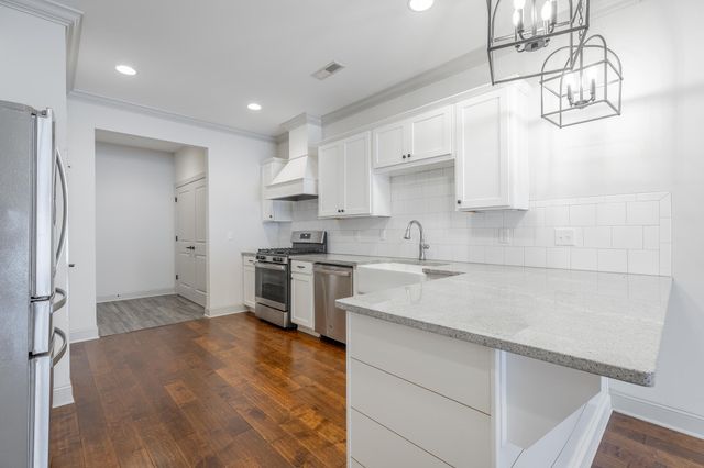 3306 Stonecreek Drive, Chattanooga, TN 37405