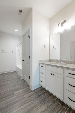 3306 Stonecreek Drive, Chattanooga, TN 37405