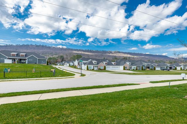 3306 Stonecreek Drive, Chattanooga, TN 37405