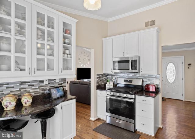 13515 KING CHARLES DR, Chantilly, VA 20151