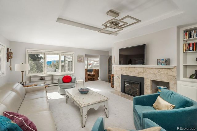 1146 Preserve Circle, Golden, CO 80401