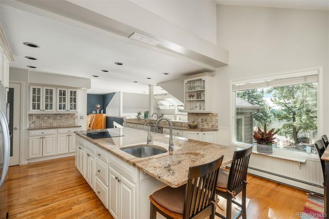 1146 Preserve Circle, Golden, CO 80401