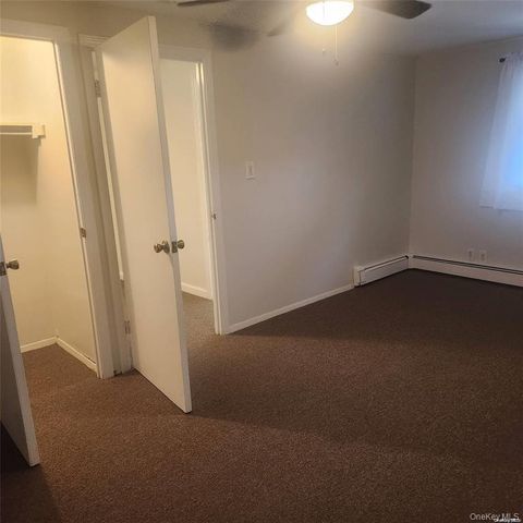 30 Montgomery Avenue house, Oceanside, NY 11572