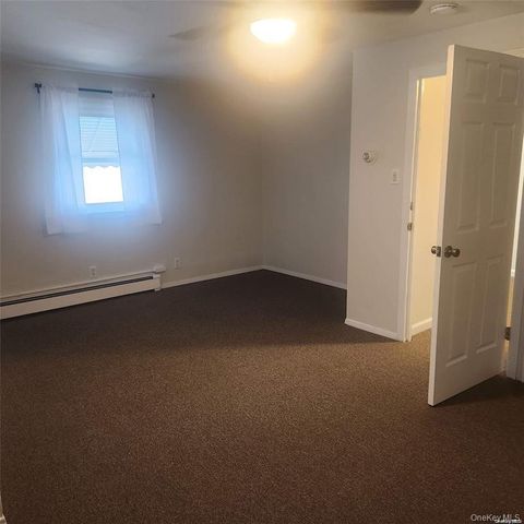 30 Montgomery Avenue house, Oceanside, NY 11572