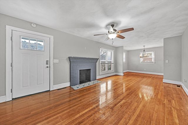 280 Oak St ST, Rocky Mount, VA 24151