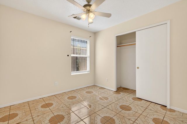 1228 Telstar Loop NW, Albuquerque, NM 87121