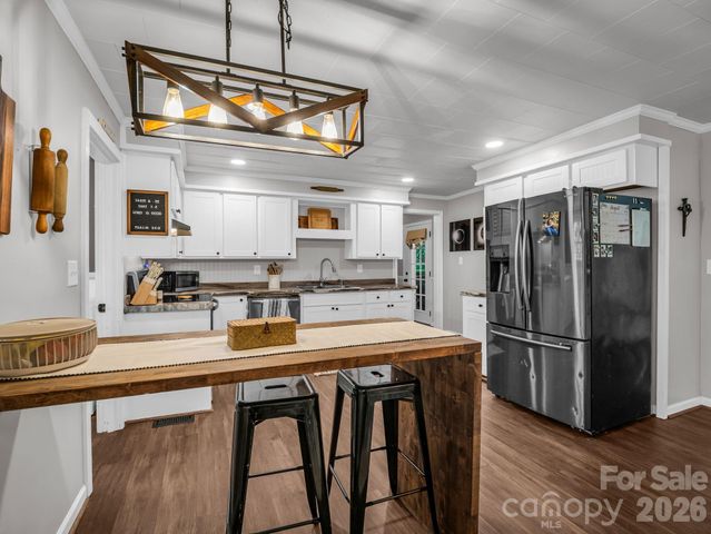 1544 OLD US 221A Highway, Mooresboro, NC 28114