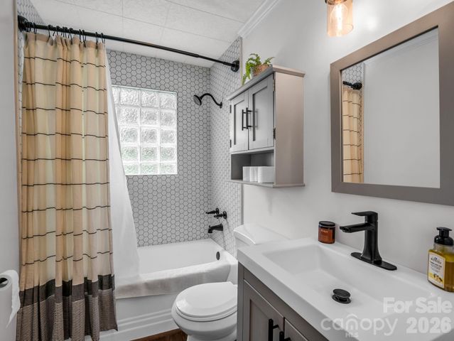 1544 OLD US 221A Highway, Mooresboro, NC 28114