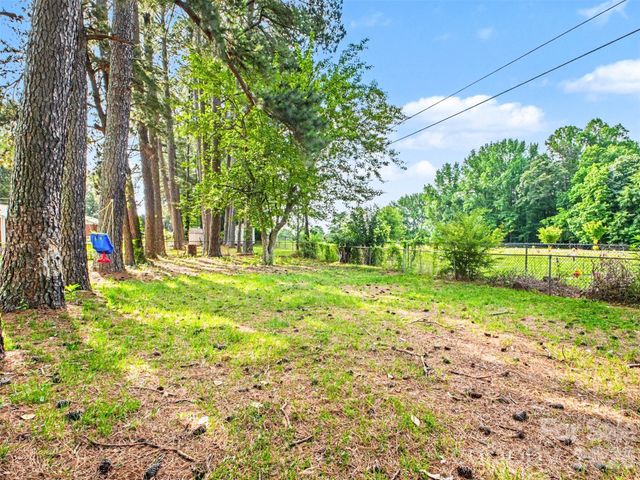 325 Amber Court SW, Concord, NC 28025