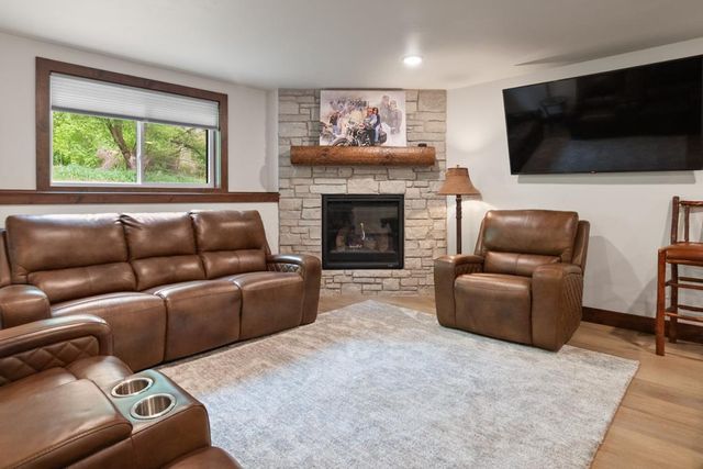 2759 COUNTY ROAD EE, Abrams, WI 54101