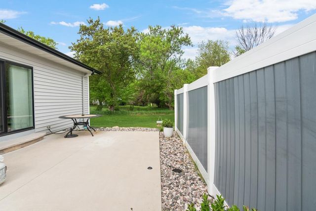 2759 COUNTY ROAD EE, Abrams, WI 54101
