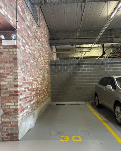 1631 S Michigan Avenue 604, Chicago, IL 60616