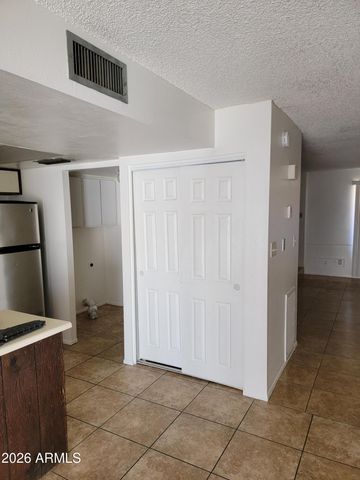 7854 N 47TH Avenue, Glendale, AZ 85301