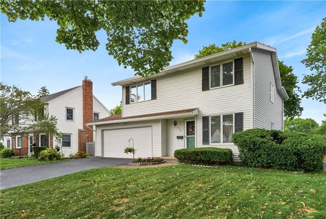 226 Somershire Drive, Irondequoit, NY 14617