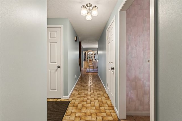 226 Somershire Drive, Irondequoit, NY 14617