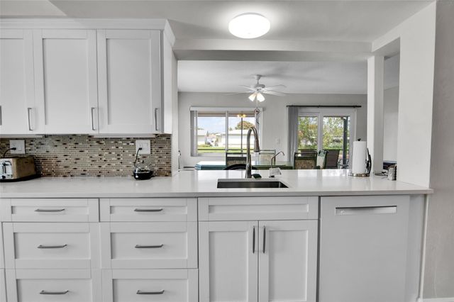 4905 NW 47th Avenue, Tamarac, FL 33319