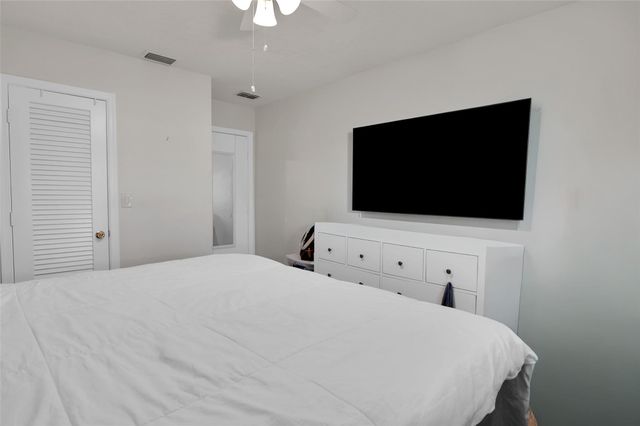 4905 NW 47th Avenue, Tamarac, FL 33319