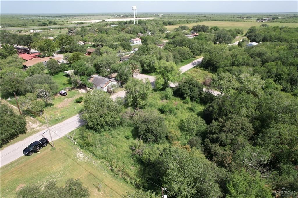Image 1 of property listing at 0000 SE 5th Street, Premont, TX 78375