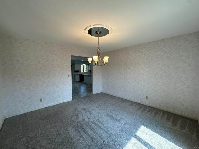 816 Lakeside Drive, Kokomo, IN 46901