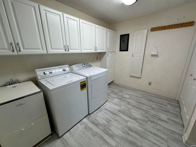 816 Lakeside Drive, Kokomo, IN 46901