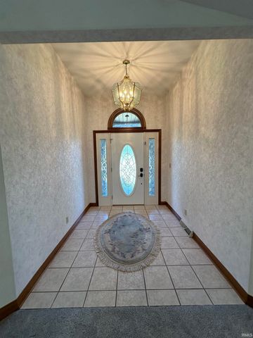 816 Lakeside Drive, Kokomo, IN 46901