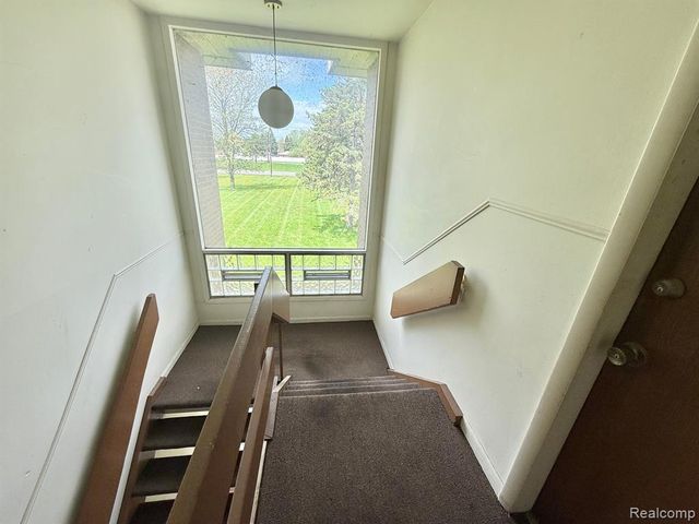 3911 Fort Street 211B, Trenton, MI 48183