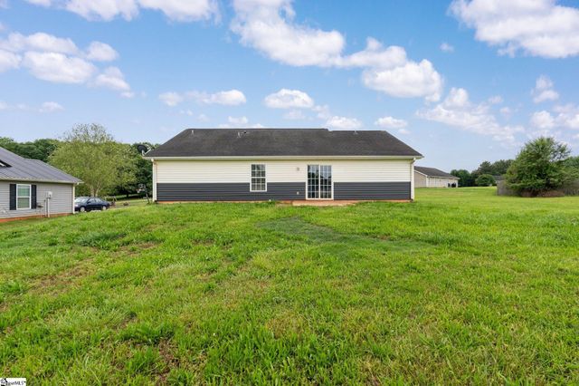 109 Wild Turkey Road, Williamston, SC 29697