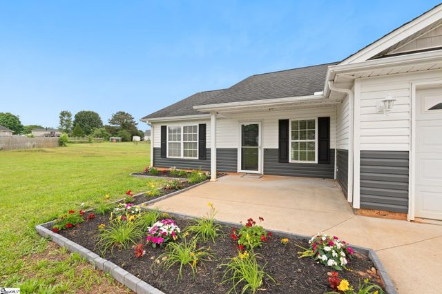 109 Wild Turkey Road, Williamston, SC 29697