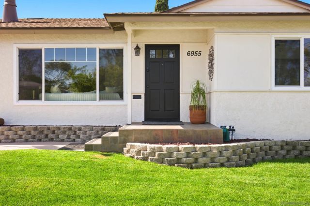 6955 Bruce Court, La Mesa, CA 91942