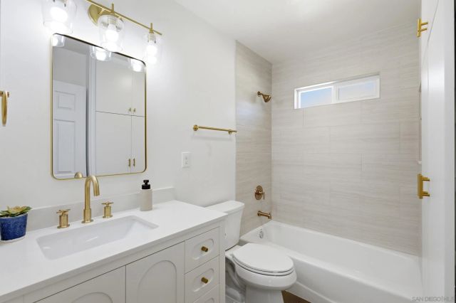 6955 Bruce Court, La Mesa, CA 91942