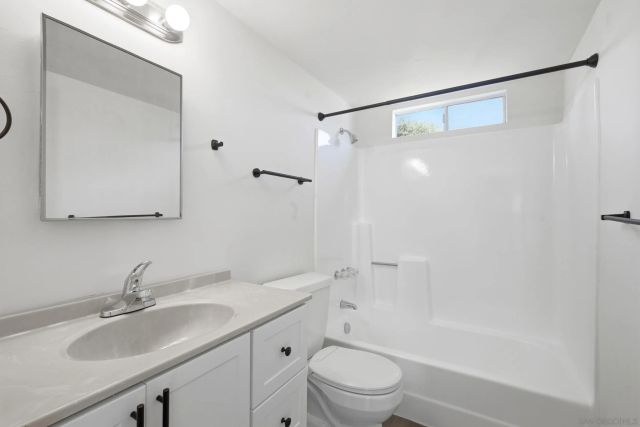 6955 Bruce Court, La Mesa, CA 91942