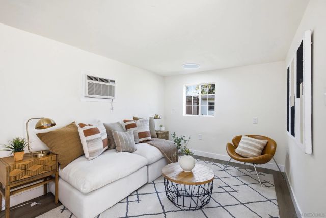 6955 Bruce Court, La Mesa, CA 91942