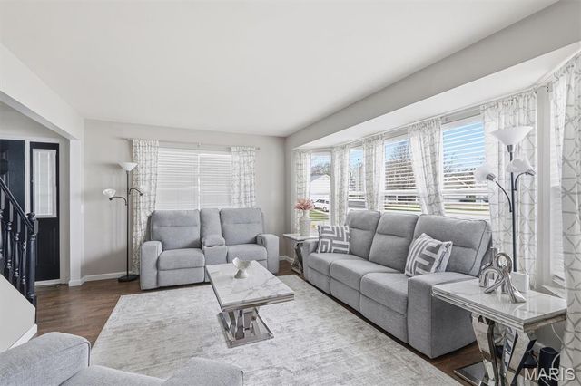 1911 Providence Estate Drive, Wentzville, MO 63385