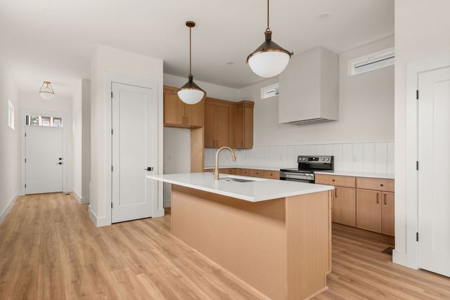 1125 38th Ave, N, Nashville, TN 37209