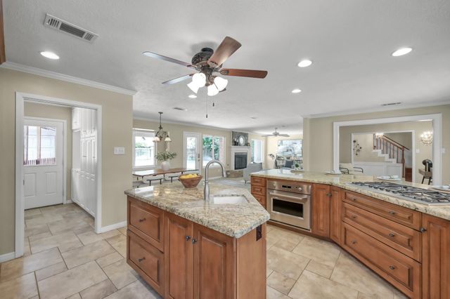 6414 Hickorycrest Drive, Spring, TX 77389