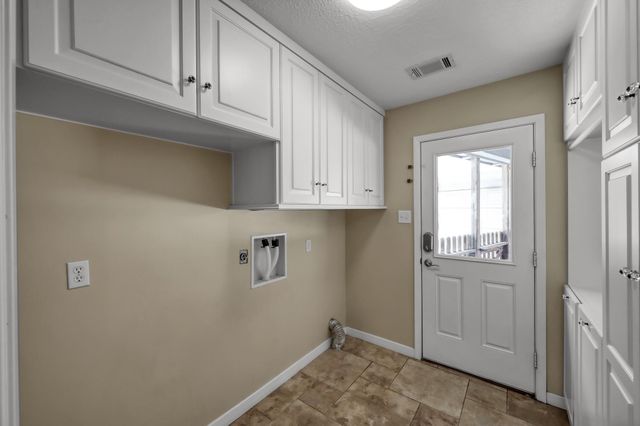 6414 Hickorycrest Drive, Spring, TX 77389