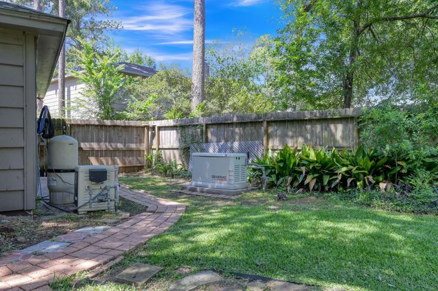 6414 Hickorycrest Drive, Spring, TX 77389