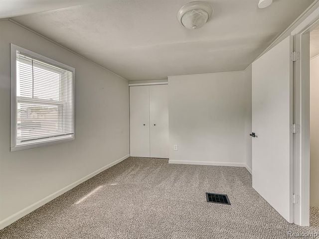 9620 Wilkie Street, Taylor, MI 48180