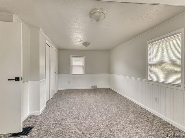 9620 Wilkie Street, Taylor, MI 48180